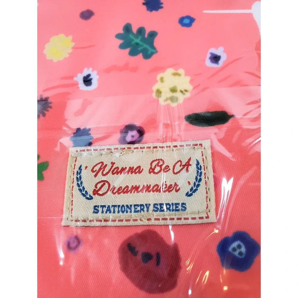 Wanna Be a Dreamer Stationary‎ Series Pink Bones Padded Book Sleeve Protector